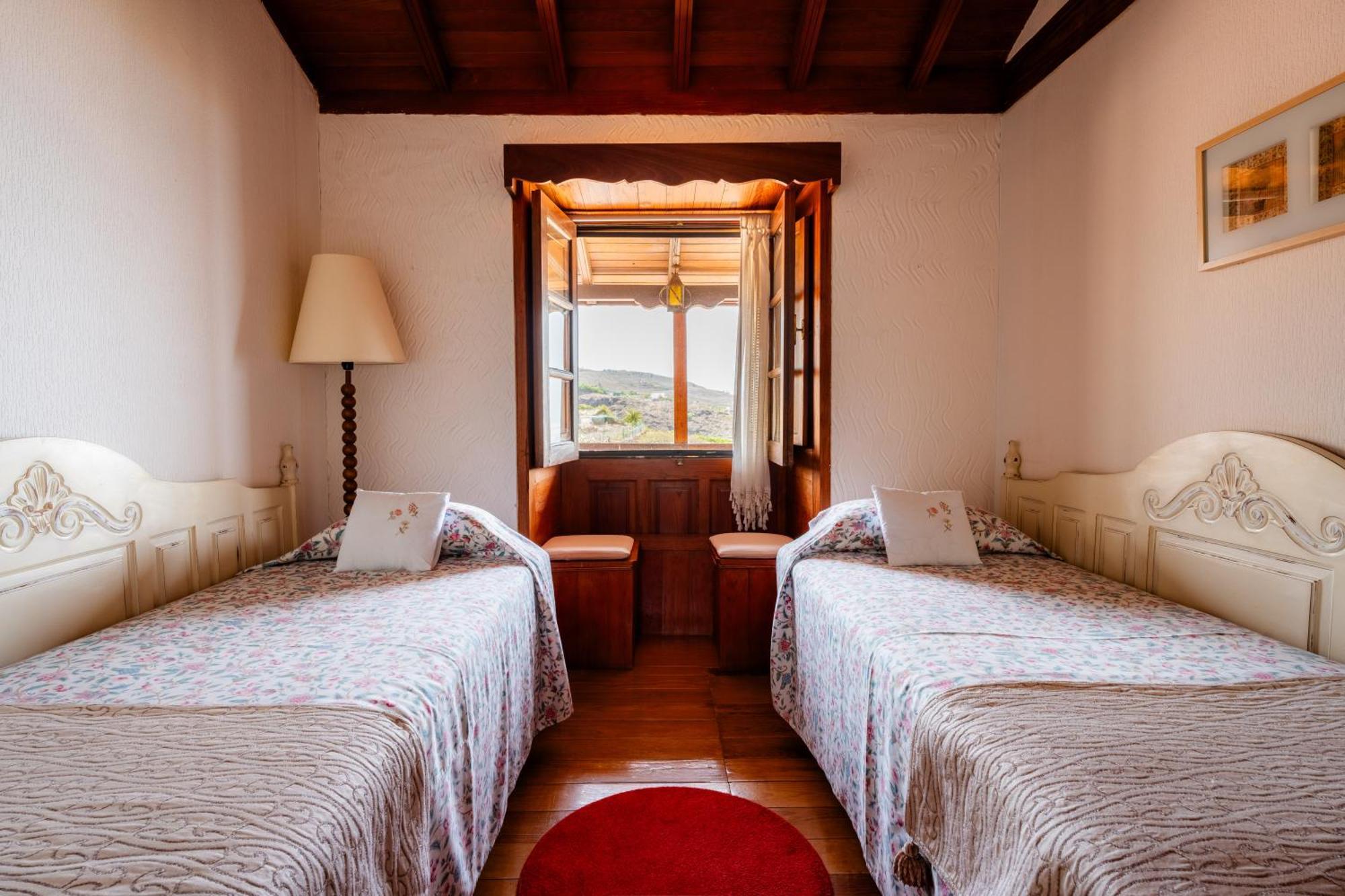 Casa Rural Tajona & Granero Costa Adeje  Extérieur photo